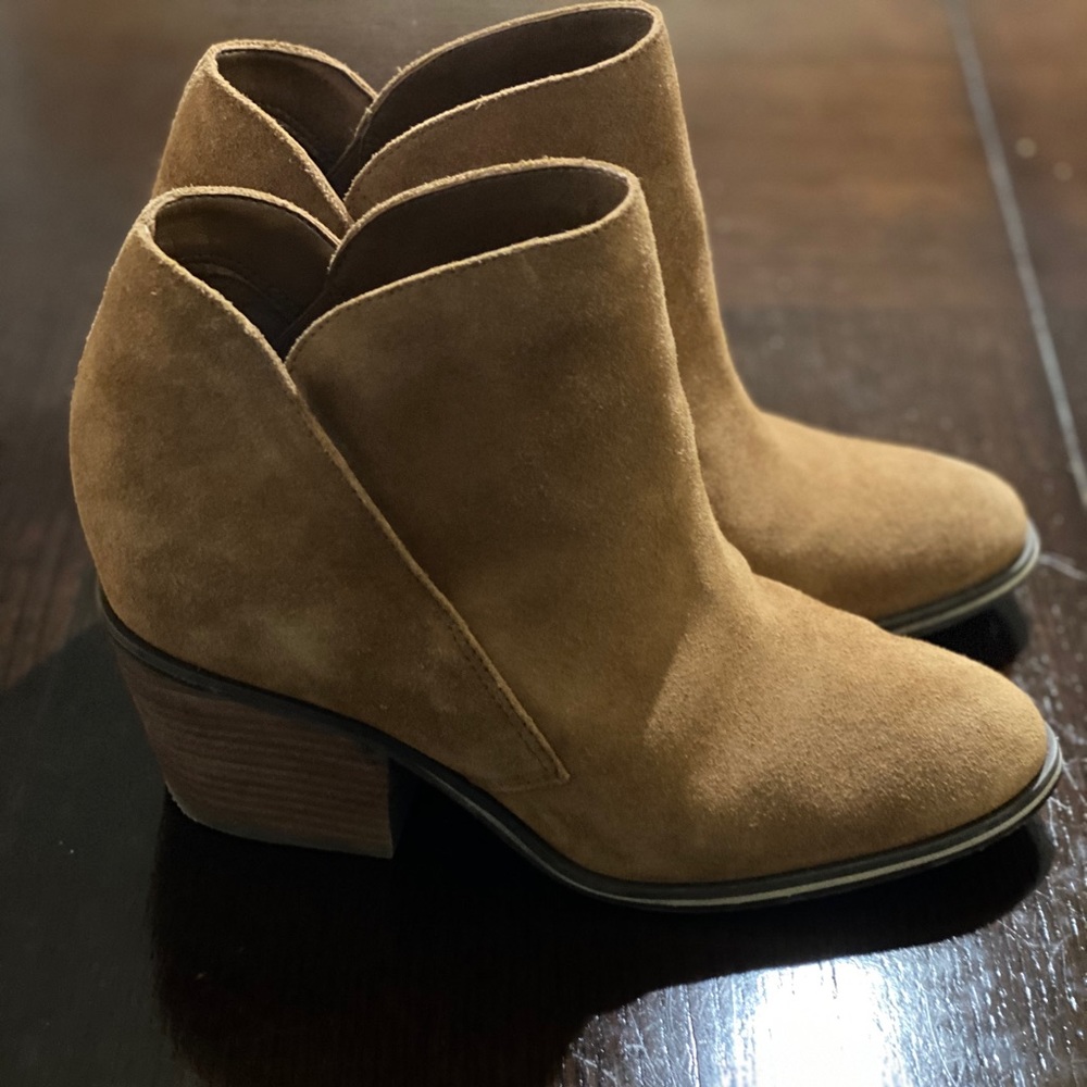 Jessica Simpson bangle booties.. perfect condition